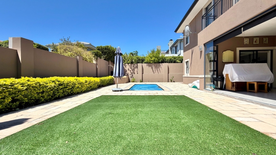 4 Bedroom Property for Sale in La Montagne Western Cape